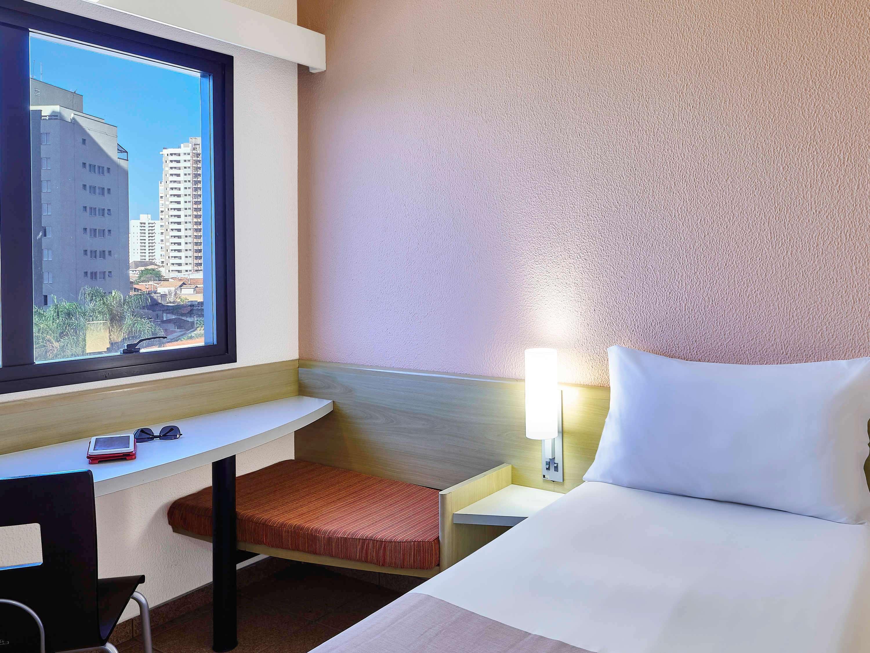 Ibis Taubate Hotel Exterior foto