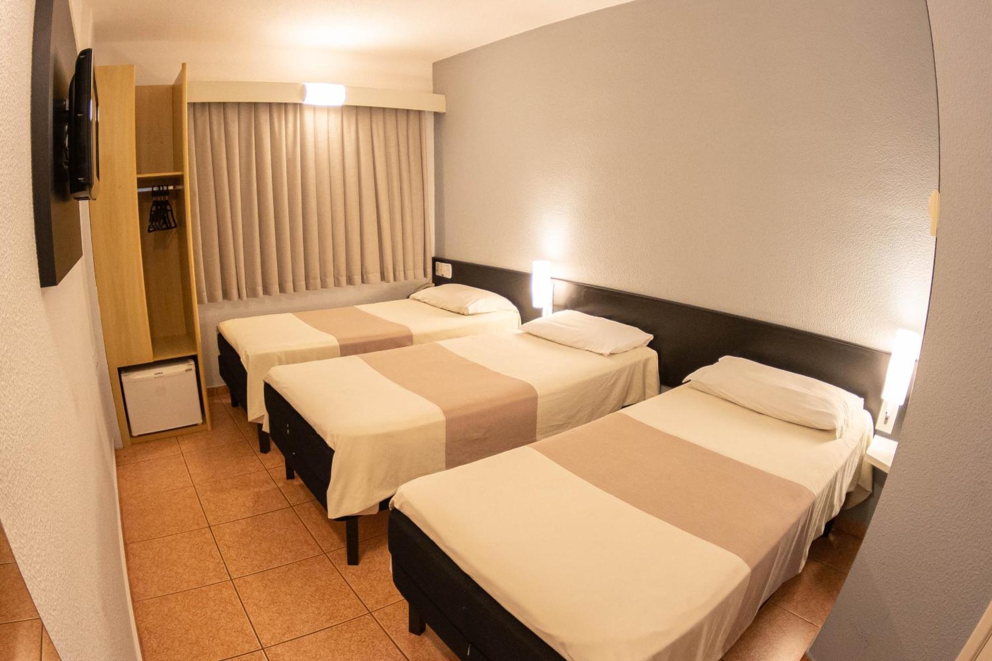 Ibis Taubate Hotel Exterior foto